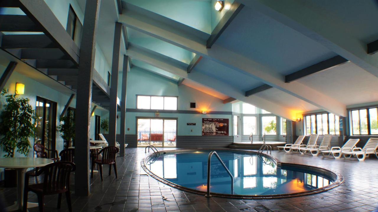 Pictured Rocks Inn And Suites М'юнісінг Екстер'єр фото